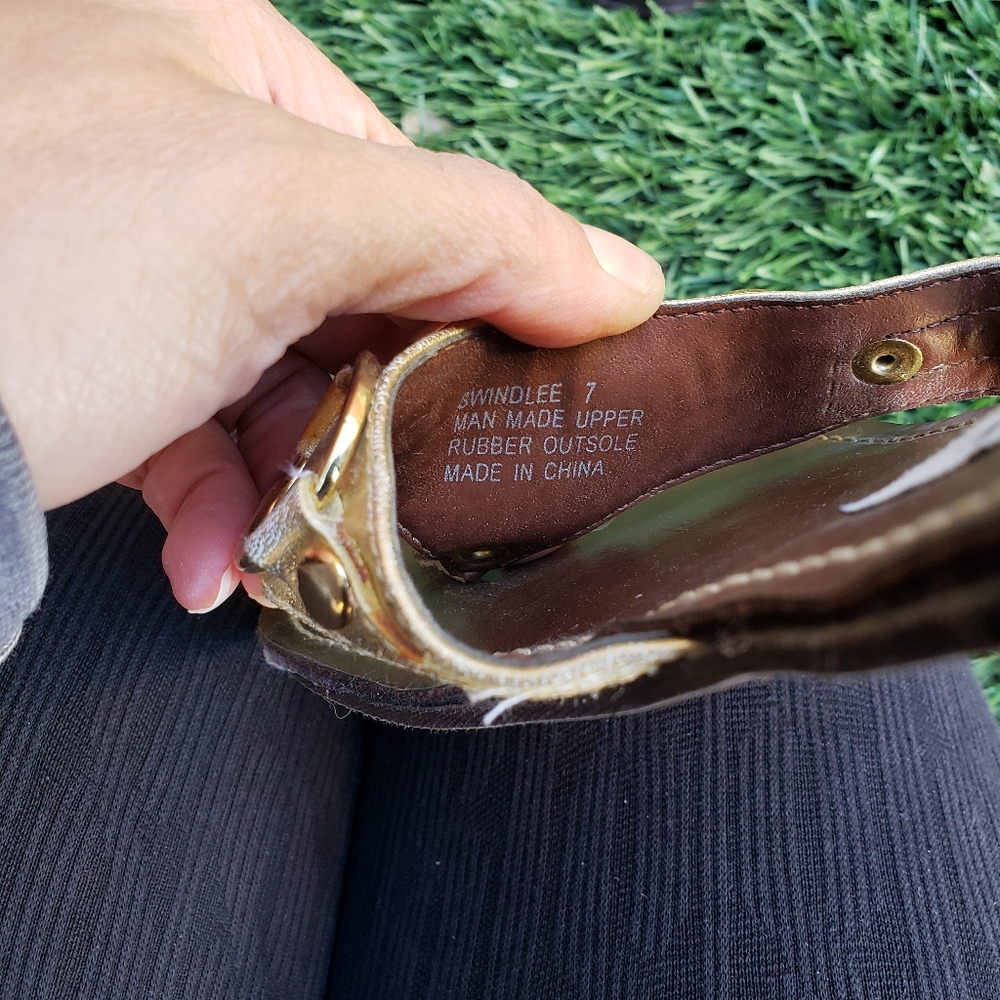 Steve Madden Sandals 7 - Picture 3 of 4